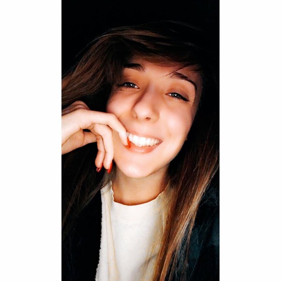 Meet your Posher, Katelynn - Picture 1 of 1